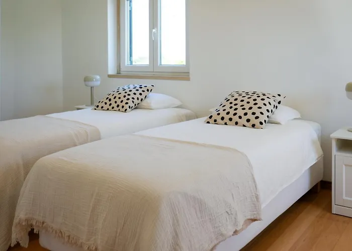 Zefiro بيت للعطل *